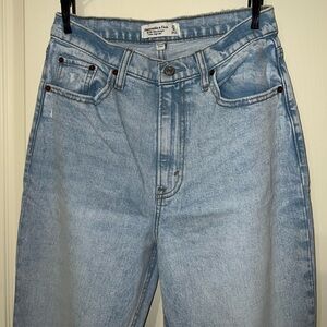 Abercrombie & Fitch 90s Slim Straight Ultra High Rise (Curve Love)